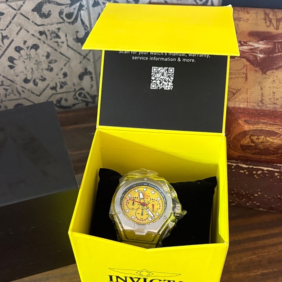 Invicta Men's Watch with Yellow Dial Redline 48mm stainless steel. - Picture 1 of 6